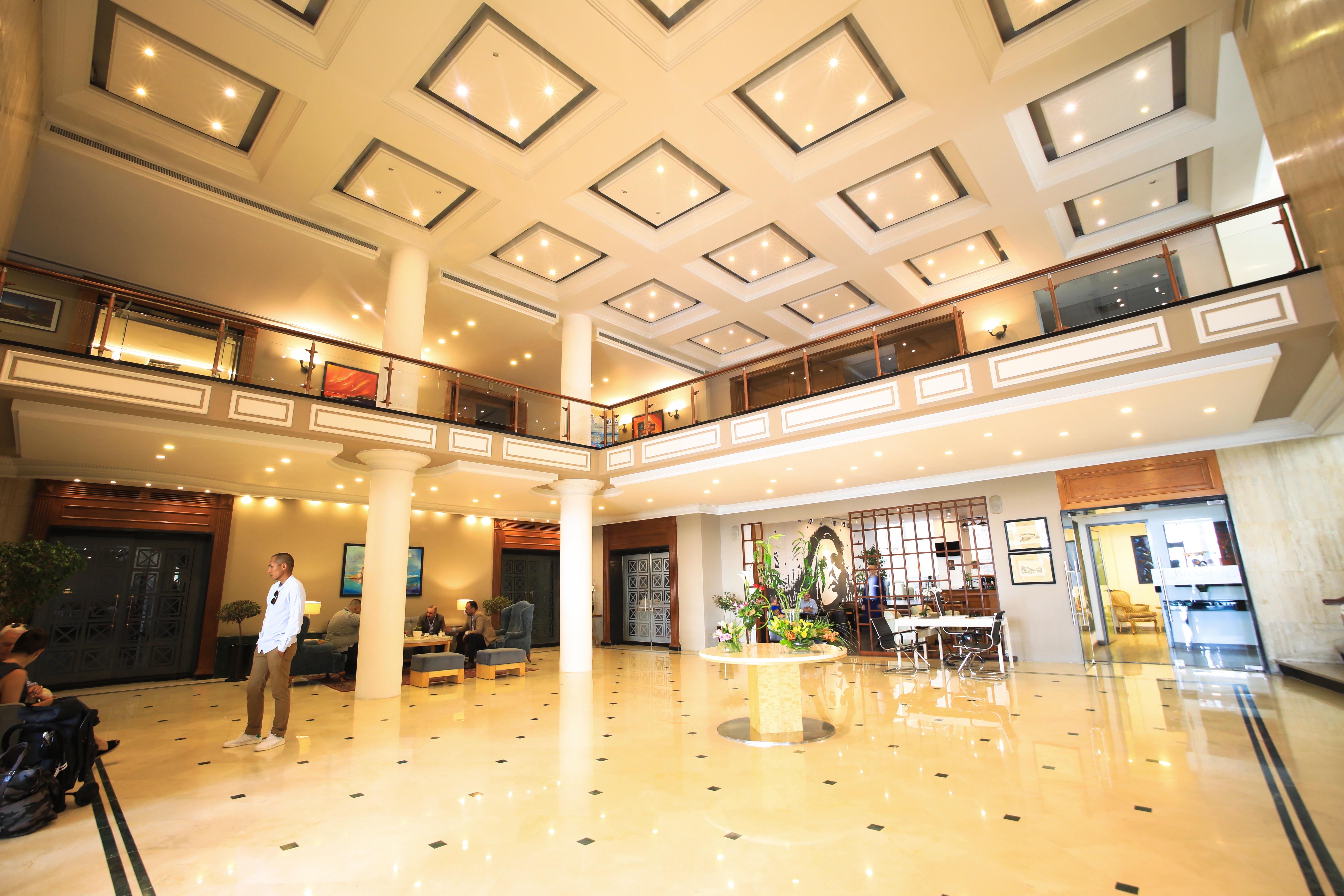 Riviera Hotel Beirut Exterior foto